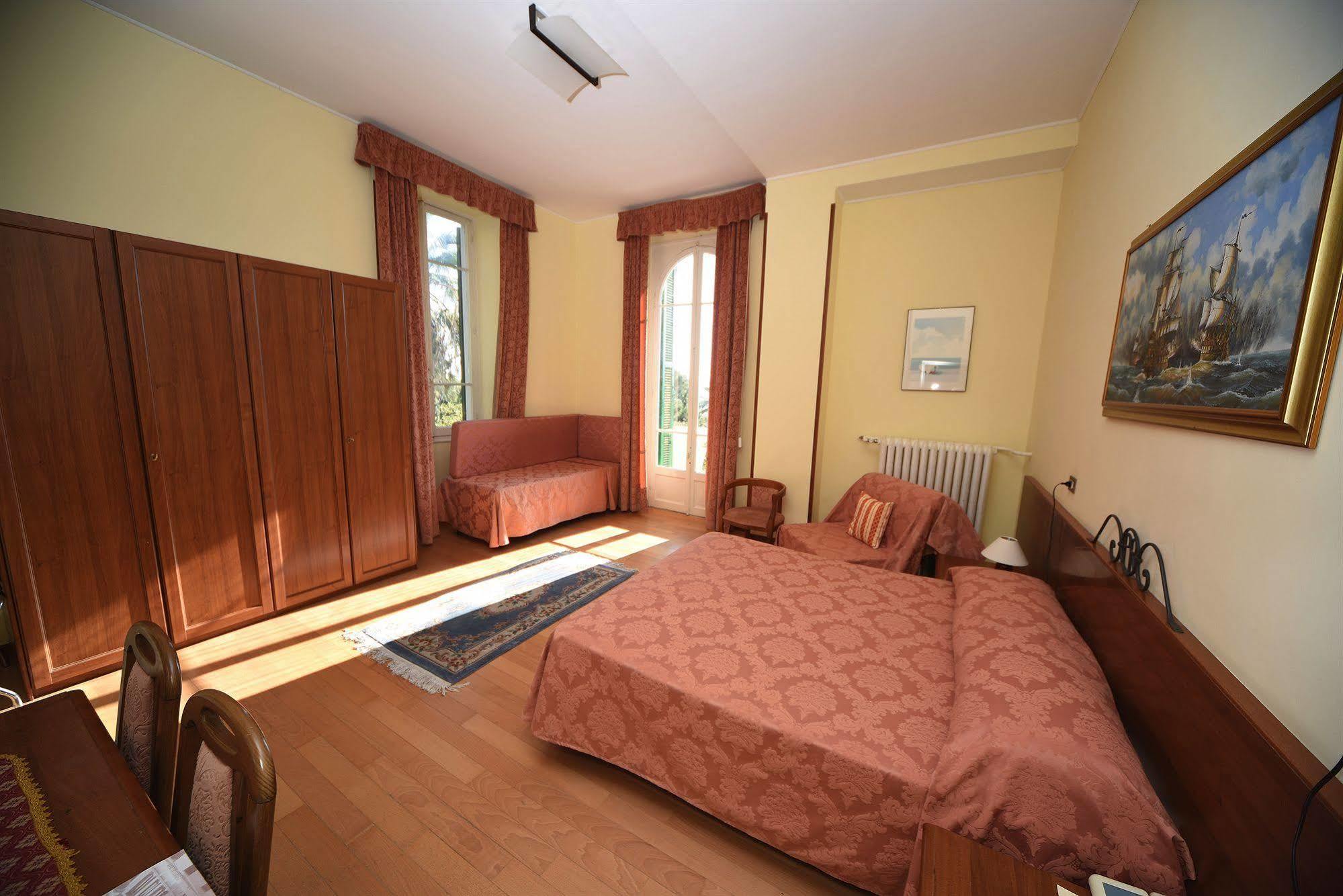 Petit Royal Hotel Ospedaletti