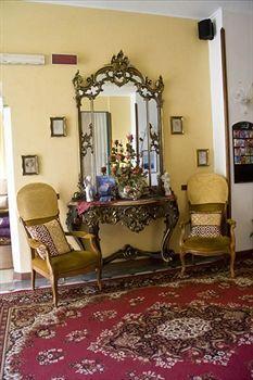 Hotel Petit Royal 3*
